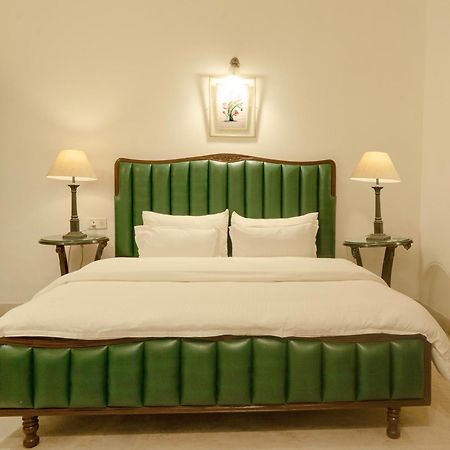 A Mansion Hotel Kashipur Bagian luar foto