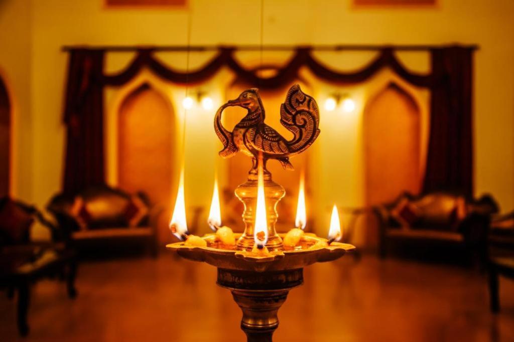 A Mansion Hotel Kashipur Bagian luar foto