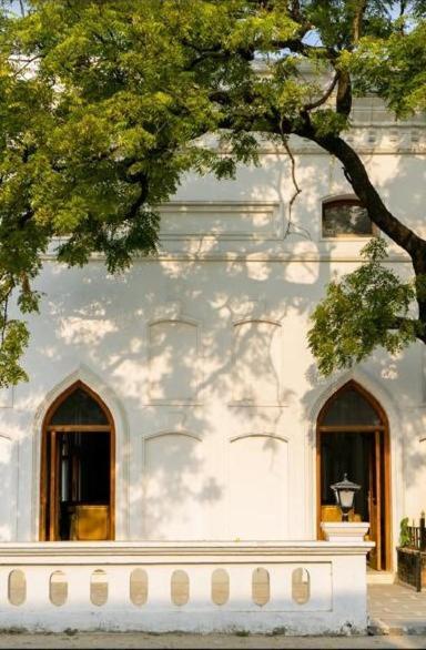 A Mansion Hotel Kashipur Bagian luar foto