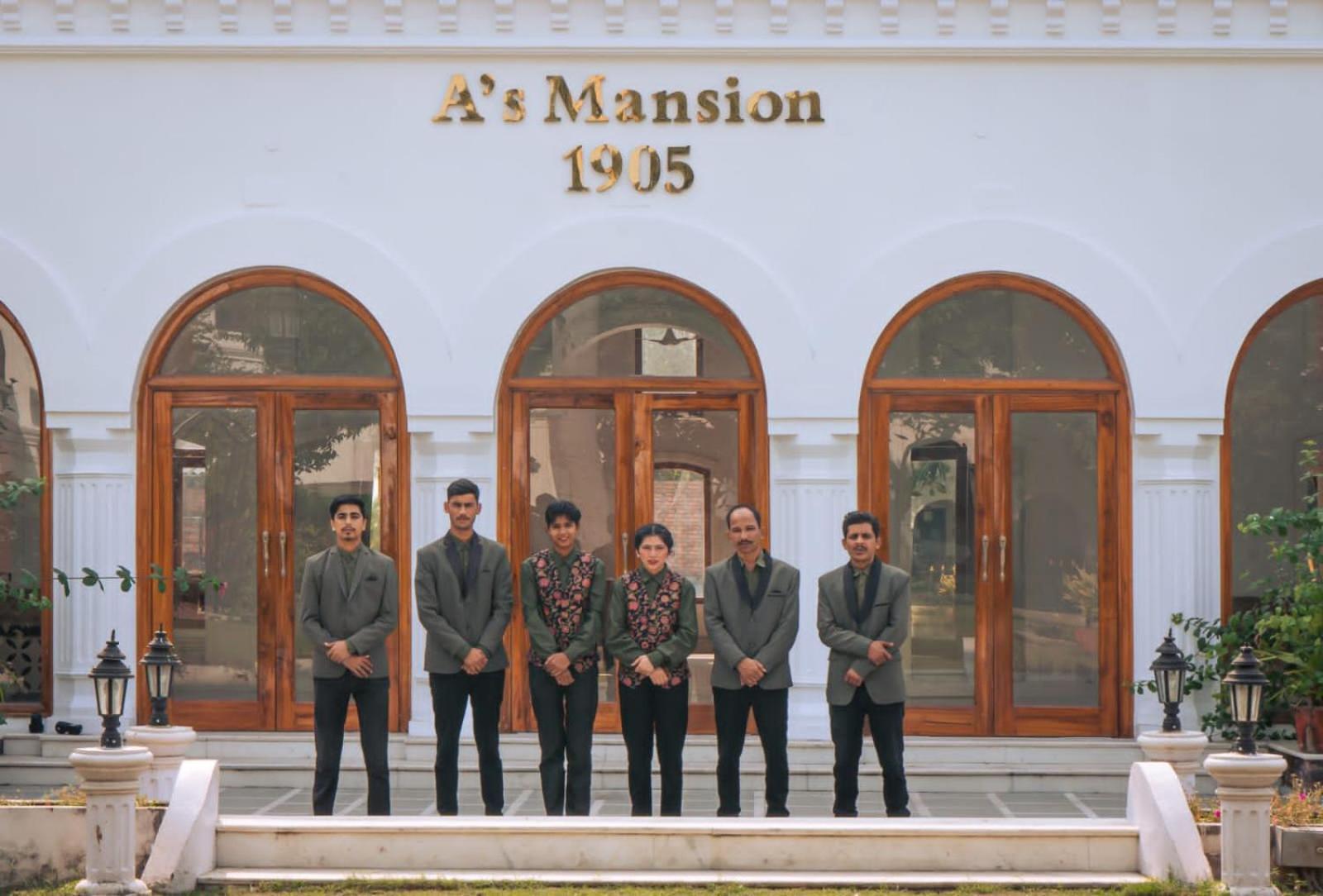 A Mansion Hotel Kashipur Bagian luar foto